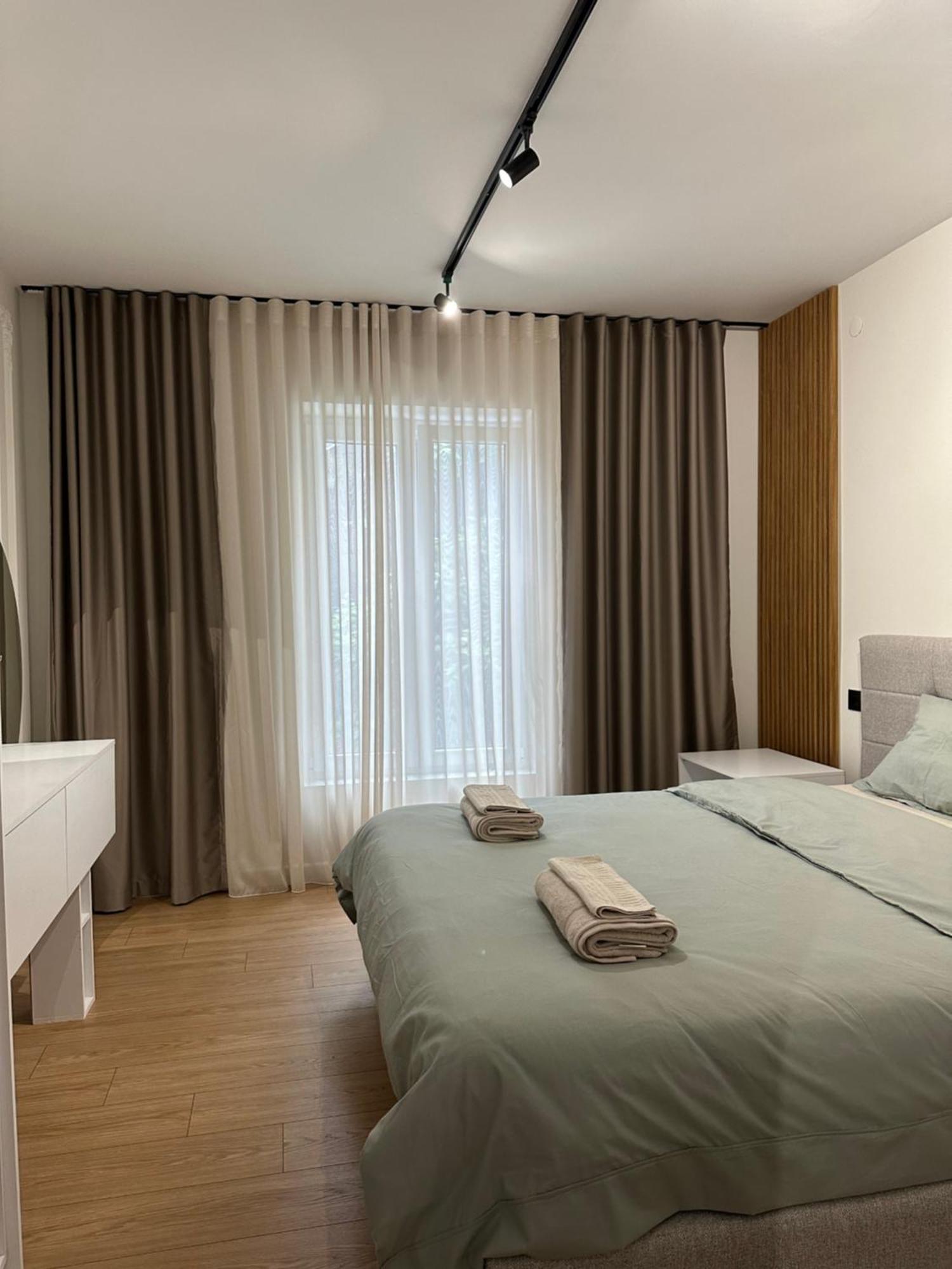 Sj.studio * Tirana